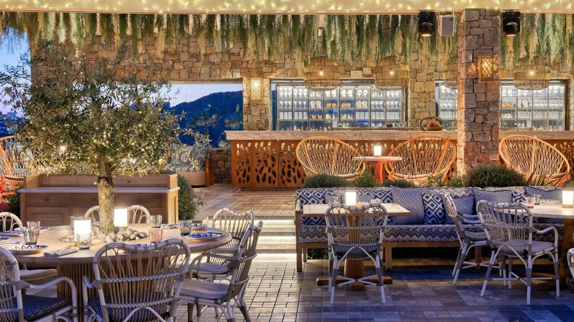 Santa Marina, A Luxury Collection Resort, Mykonos Ornos  Hotel Ornos (Mykonos)